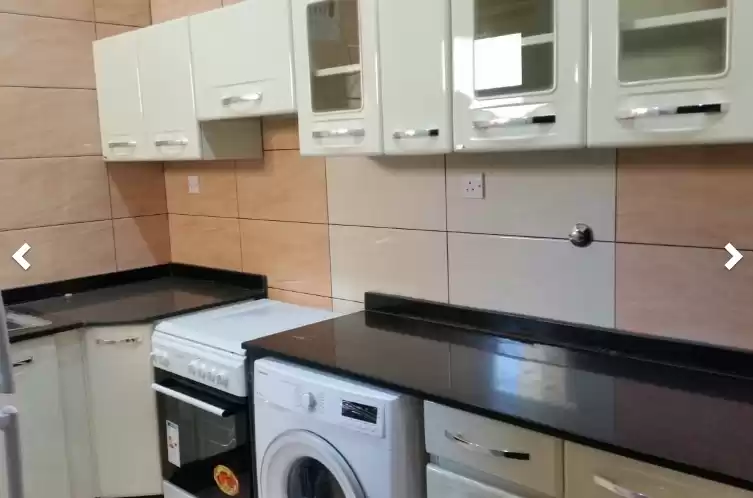 Residential Ready Property 1 Bedroom F/F Apartment  for rent in Al Sadd , Doha #7635 - 1  image 